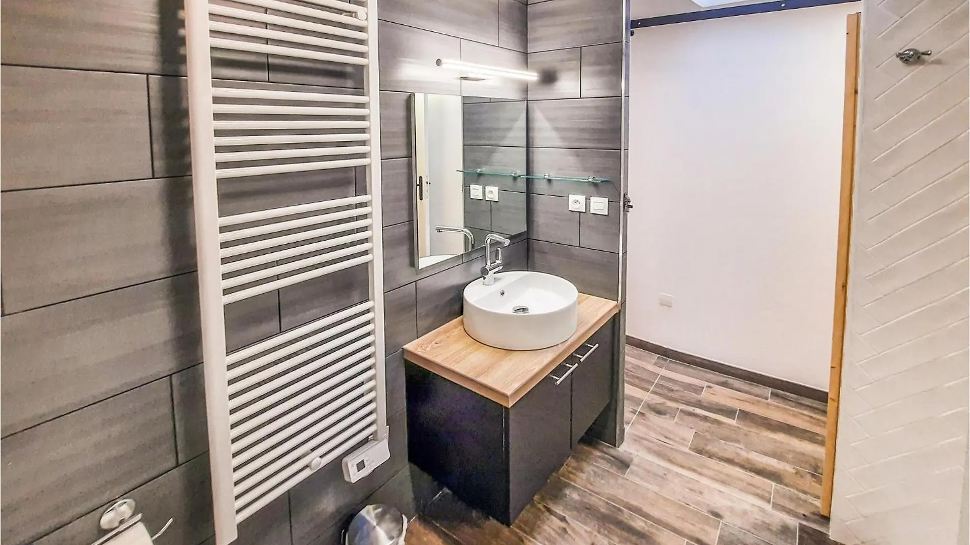 Amazing Home In Brehan With Wifi Rohan 0*,